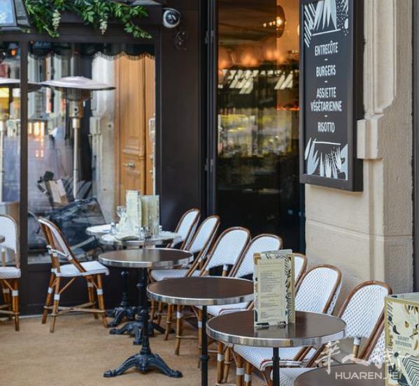 1区黄金路段餐厅,100+50个(TERRASSE)位子