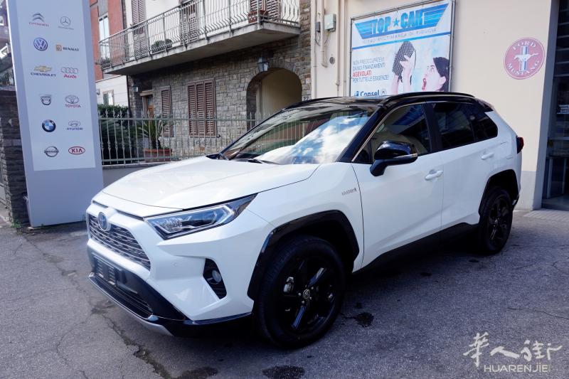 丰田 rav4 style hybrid 油电混合 218马力 自动挡 丰田10年保修