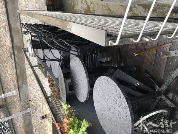 出售桌椅板凳 terras室内均可