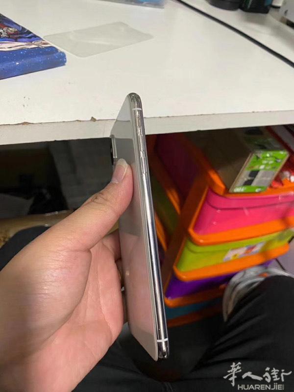 Xs max 256 银色 官方保修至今年8月15