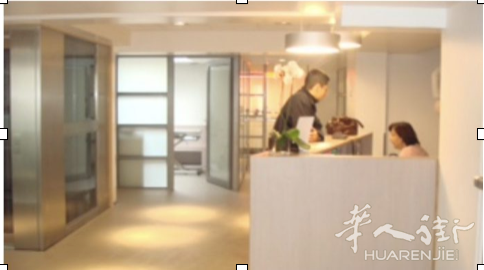 出售小巴黎15区靠近Beaugrenelle，交通极其方便的大楼！