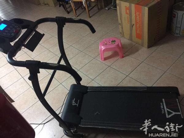 9成新跑步机 230