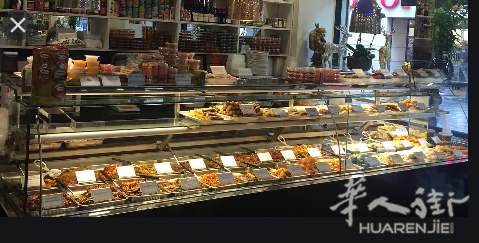 17区1号地铁Porte Maillot附近富人区很旺的大十字路口边店铺拍卖-租约允许做外卖店(无烟囱)