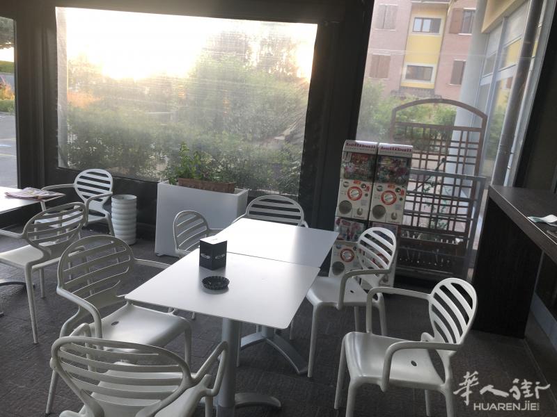 酒吧 带冰淇淋 bologna