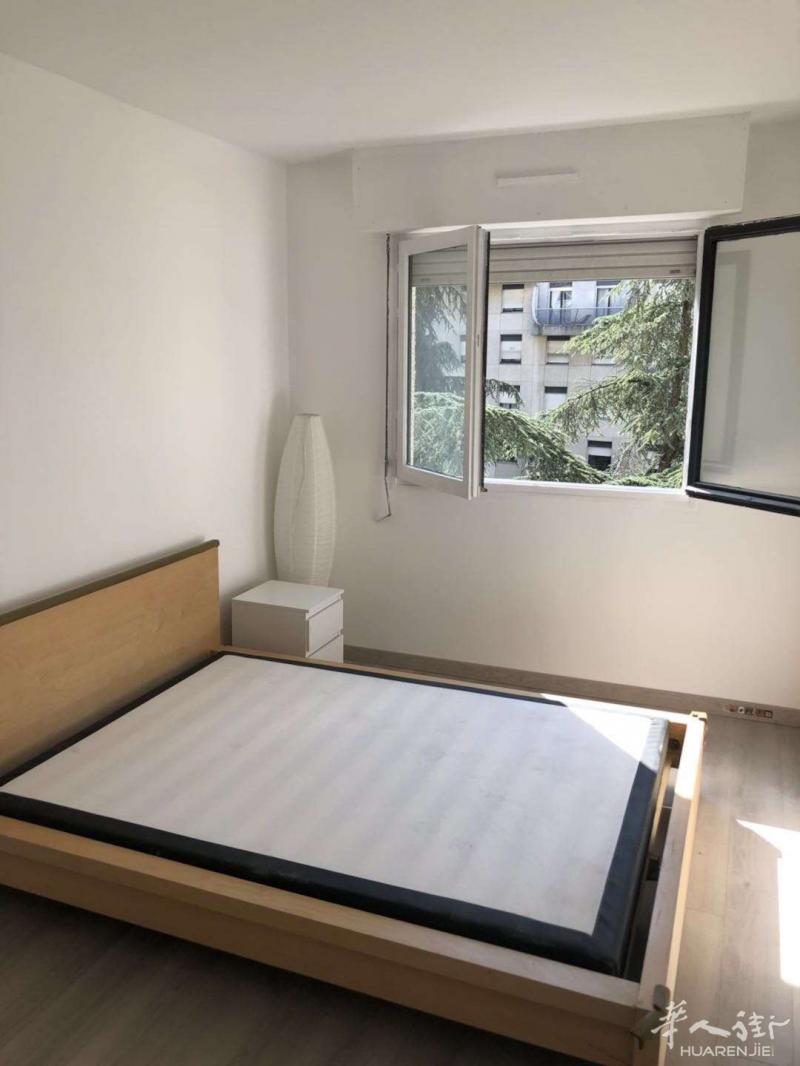 92省富人区Boulogne Billancourt 40平米一室一厅加一间衣帽间8月1日起租