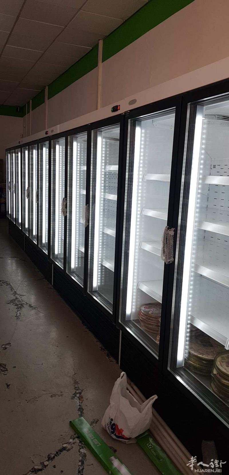 出售糖果店酒水冰箱 冰柜等厨具 餐馆设备 酒吧设备等