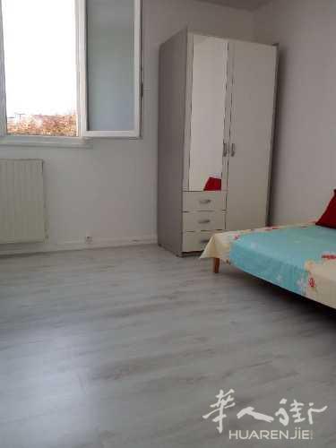 Vitry-sur-Seine(94400)单间分租 房东直租 近13区中超超新装修好房出租全包430欧，有房补