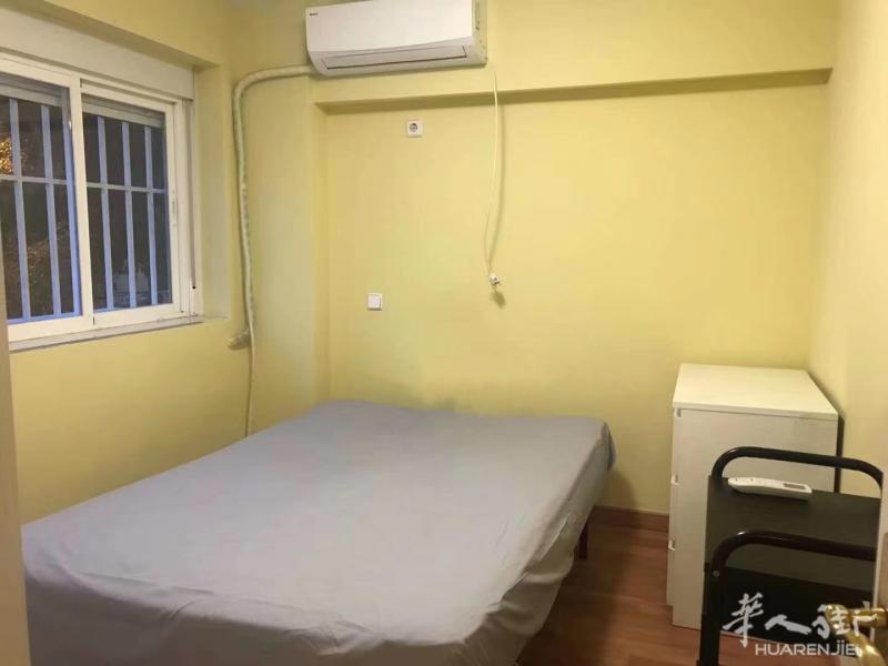 🔵马德里7号线Peñagrande 整租1450欧 🏡房型：4房2卫1阳台1厨房