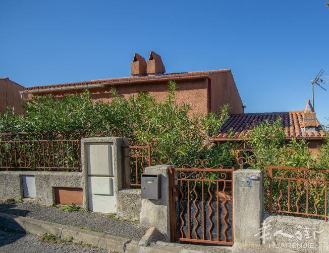 出售圣拉斐尔SAINT RAPHAEL一所迷人的别墅  疫情期间位于绿色地带 295000€