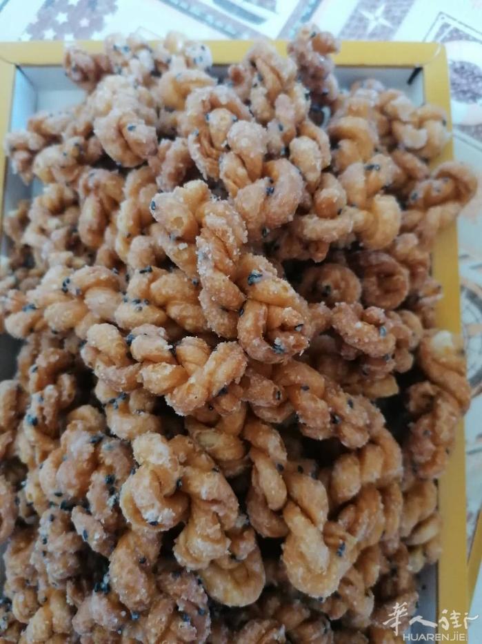 温州特产小吃现做现卖，卫生干净，让你吃的放心，嘛花10欧50条要提前一天预定谢谢