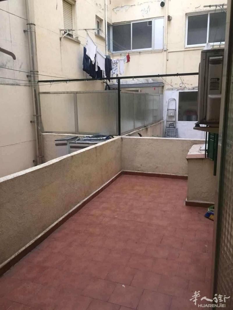 🔵北部富人区,4号线Arturo Soria整租,三室一卫两阳台