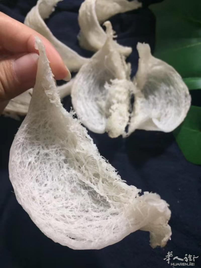 只卖顶级百分百纯天然自己吃的燕窝，鱼胶，品质承诺：