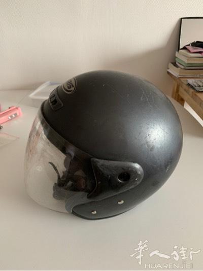 给钱就卖！有磨损。闲置物品