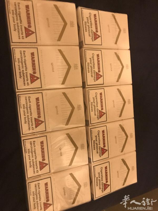 万宝路两个，50一个，自取！有需要的联系（13区）
