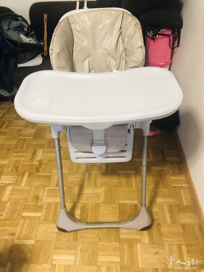 CHICCO  高台座椅50欧