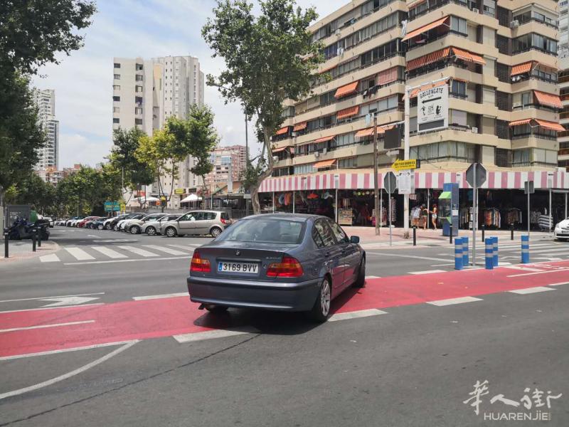 benidorm rincon de loix 繁华地带店面出租