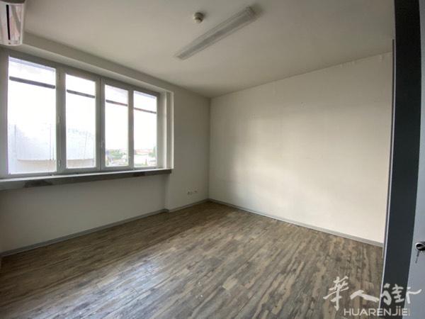 国际大酒店近Palazzo Commerciale