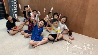 法国天行武道成人，少年儿童散打搏击班开课啦！

成