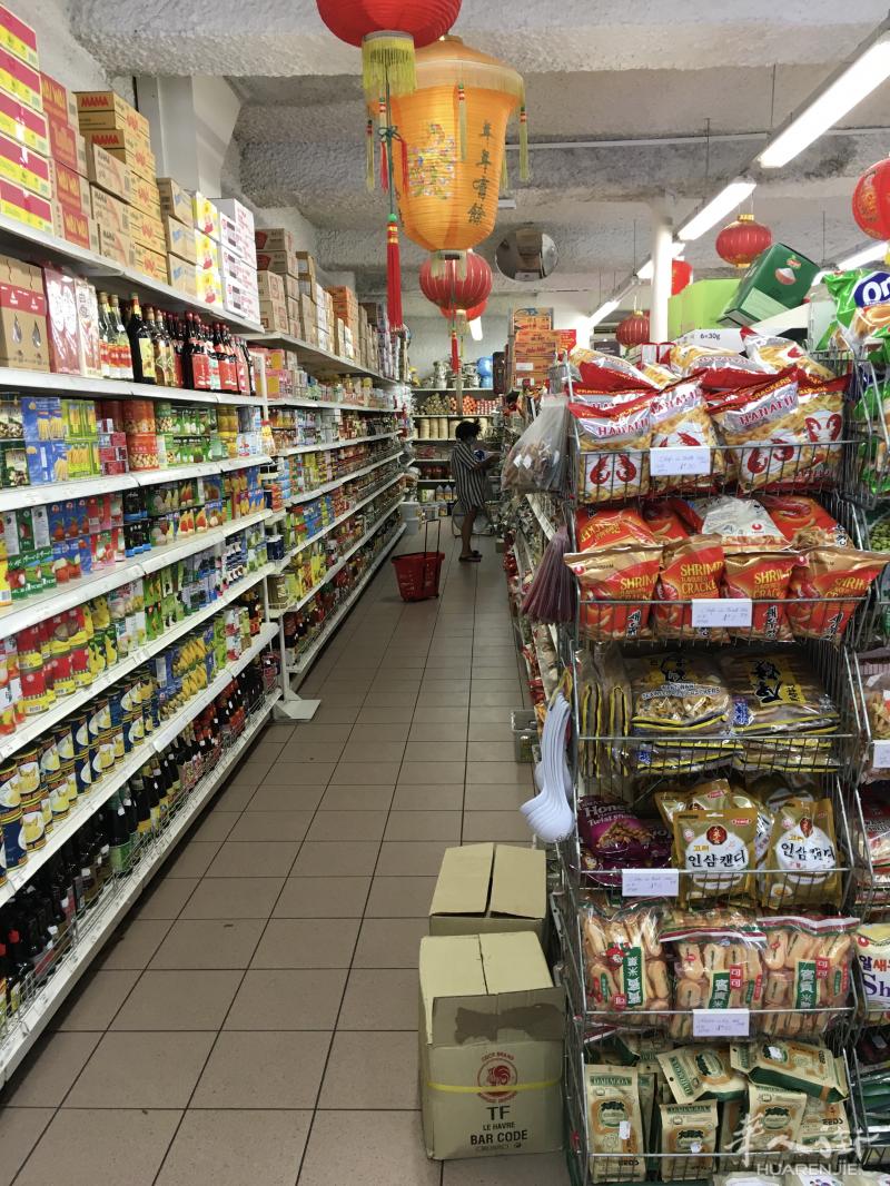 里昂第七区中国城两个超市店面转让-35万