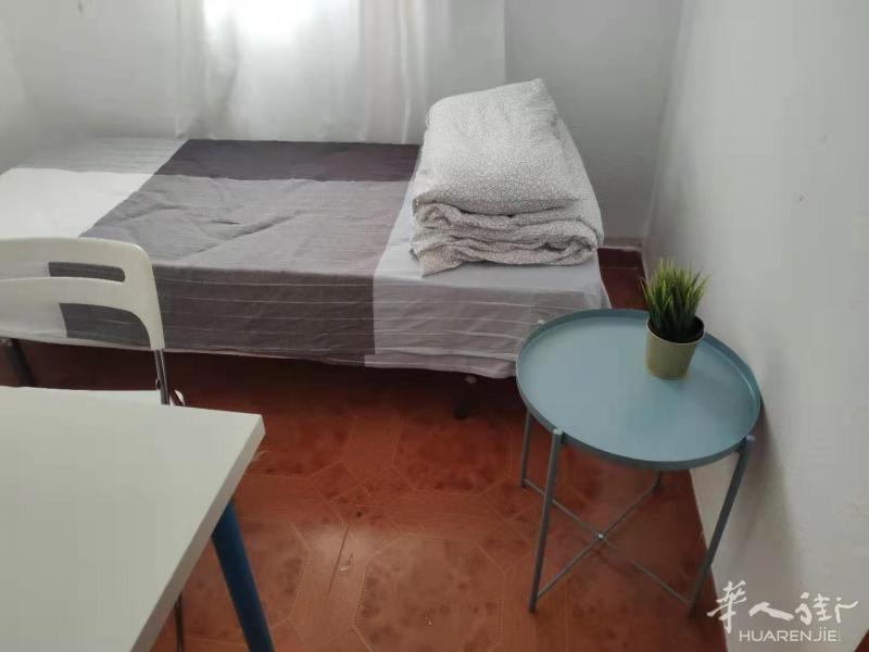 【无中介】Getafe 男女单间 卡三旁边 价格美丽
