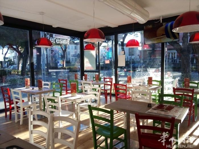 老外pizzeria转让，位于cesenatico主道路上车流量多人流量大有15