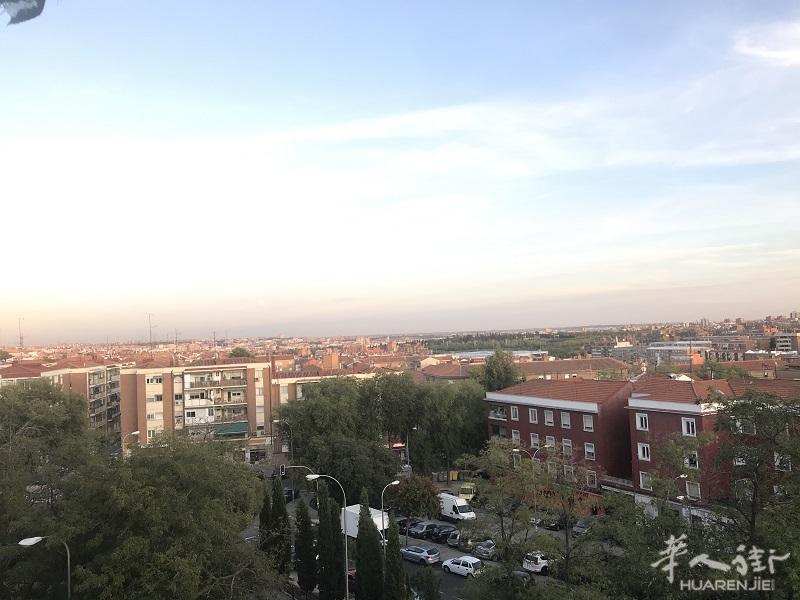 【房产出售】马德里6号线alto de extremadura 三室出售13.5万