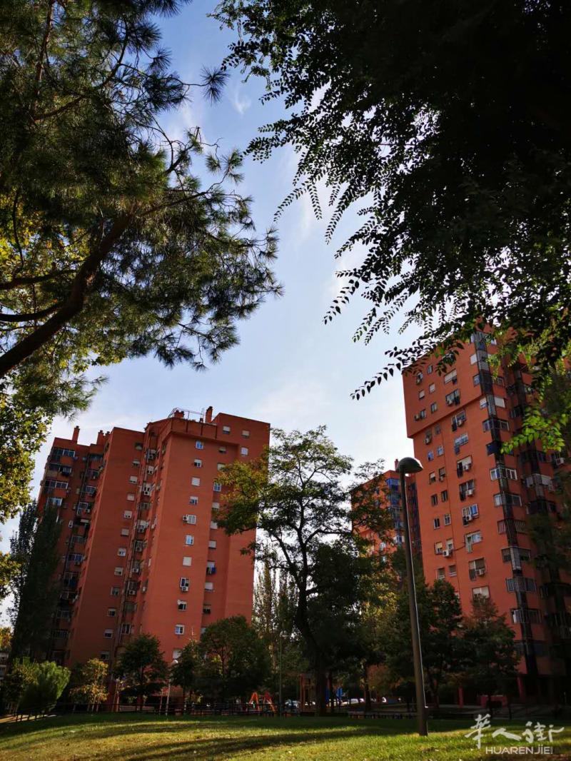 马德里六号线地铁la laguna 阳光好房便宜出租