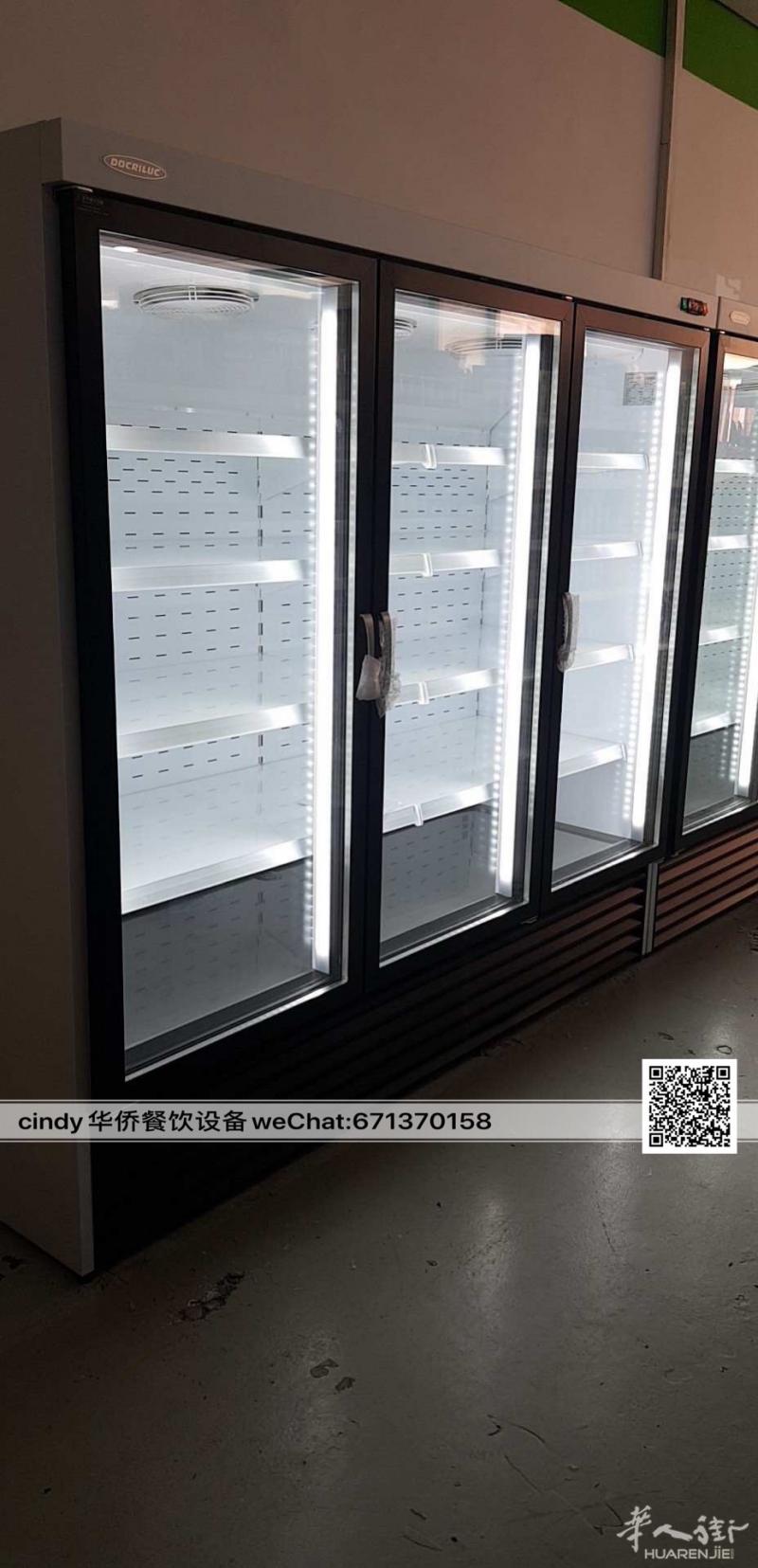 出售超市款三门冰箱，可放小超市连排放，外观好看实用
