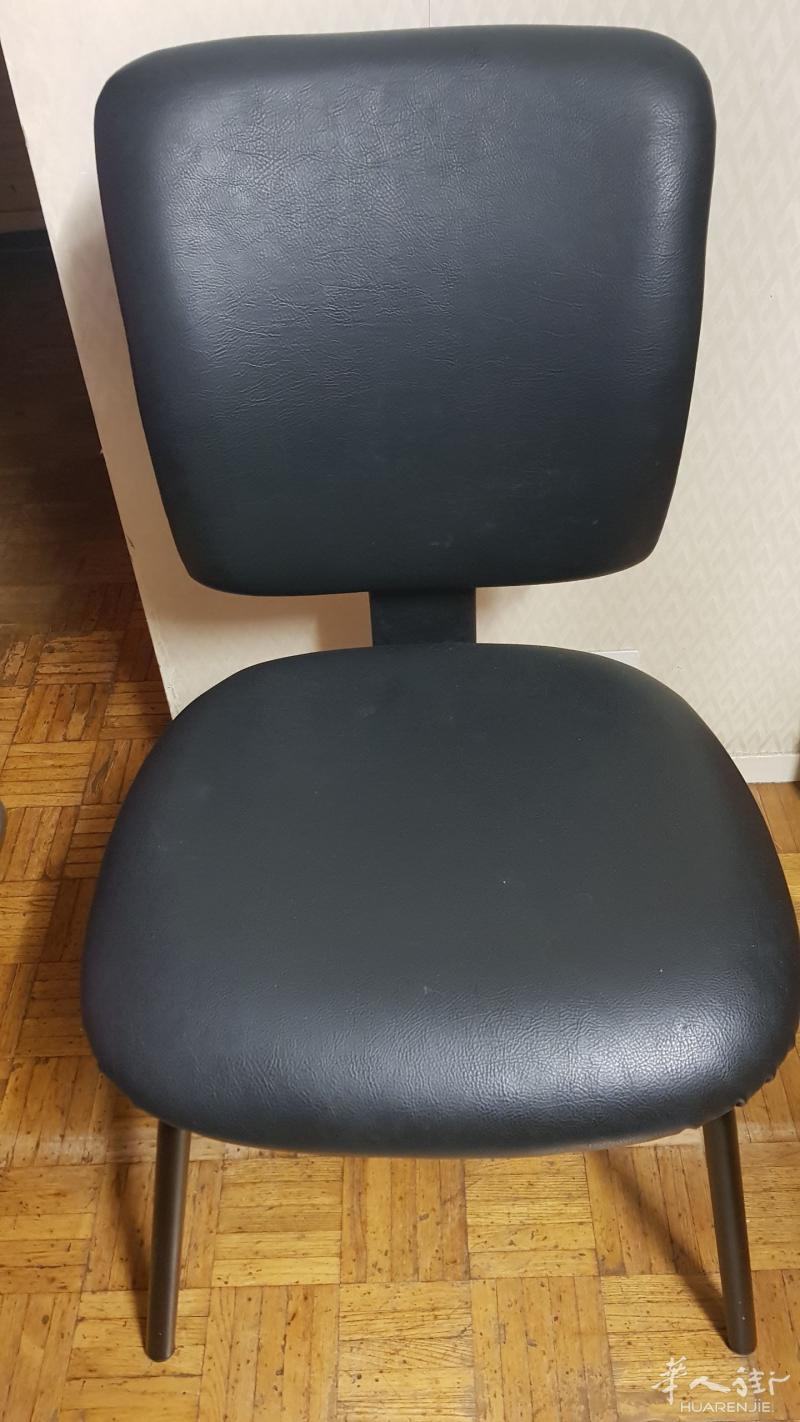 出售2张椅子