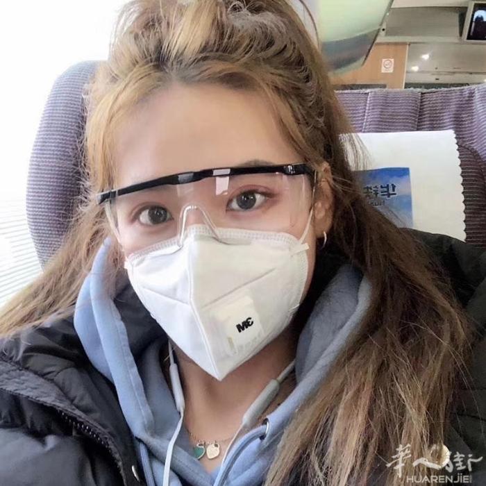 护目镜保护眼睛。颜值爆表。超级好看。男女同款。2款式。需要加微信tea_yoyo