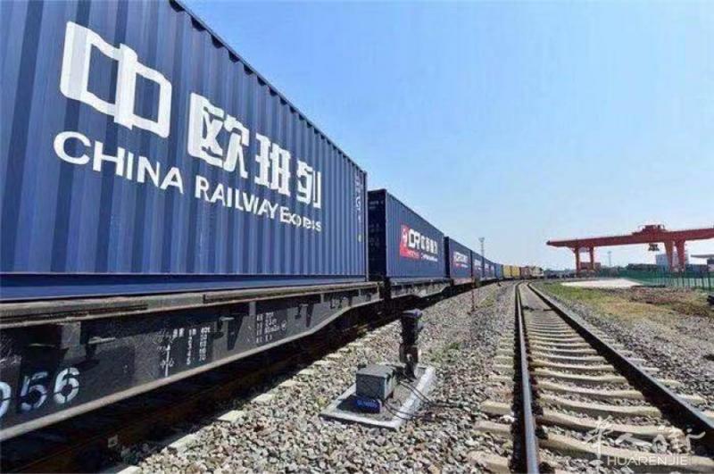 亲……中国寄→欧美国际快递可邮寄普货，餐饮货，液体
