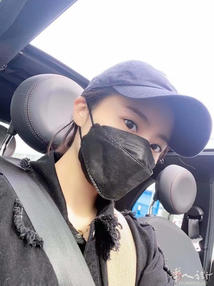 韩国网红爆款口罩。ffp2级别。加强防病毒。一个可以戴一天之上。舒适。透气好。量
