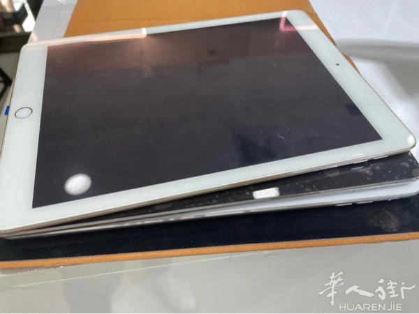 二手ipad 就4台。
air 2 128GB