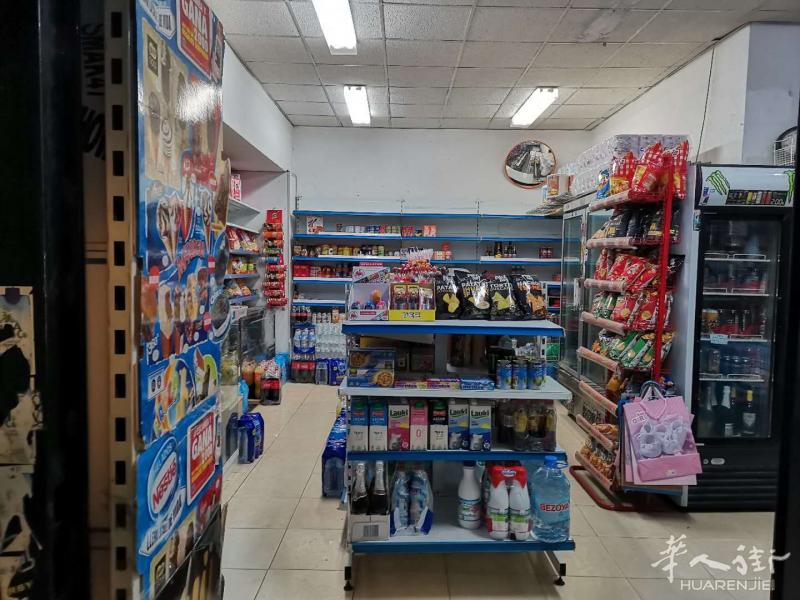 市中心1路tribunal糖果店转让