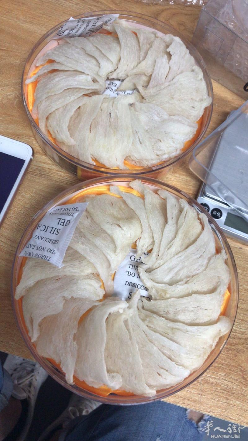 纯手工的燕窝，孕妇小孩放心食用，没有添加任何化学物。