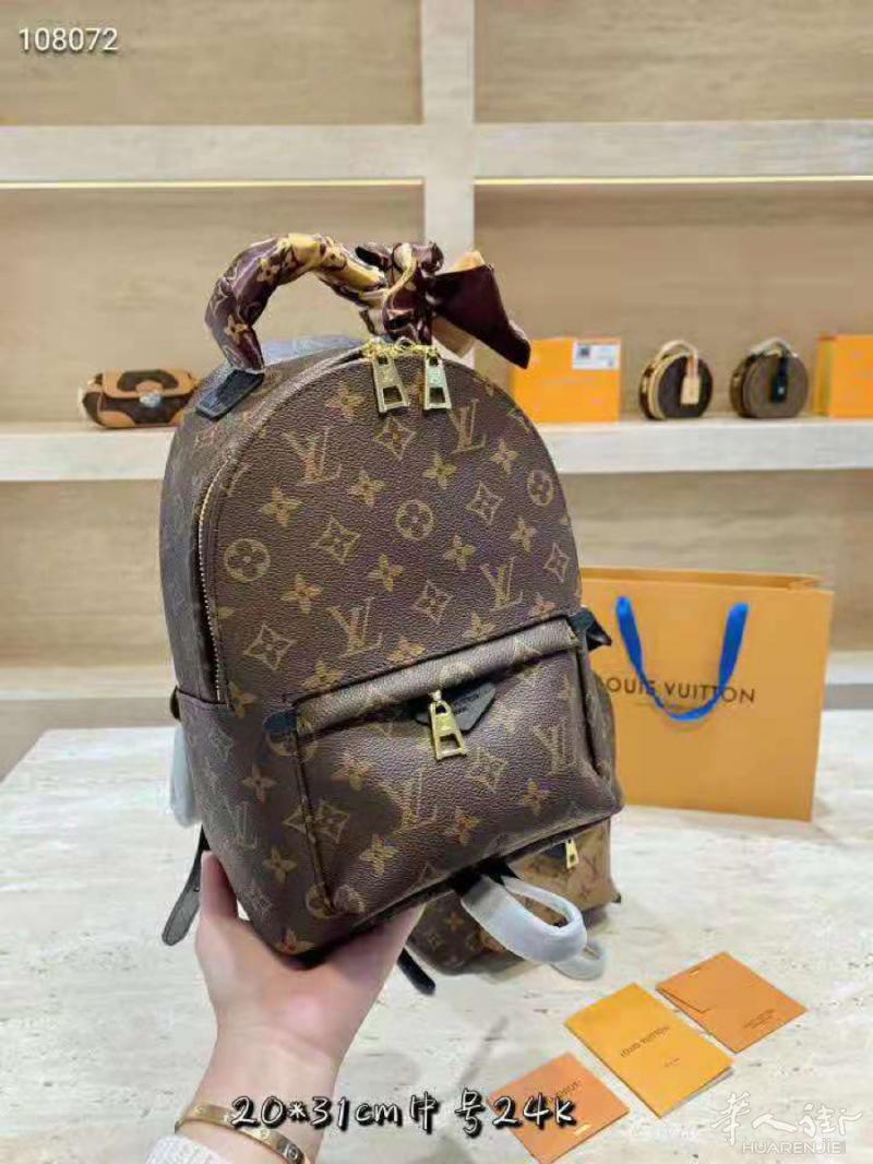 诚信经营各大品牌包包运动鞋 阿迪 耐克顶级精仿各大