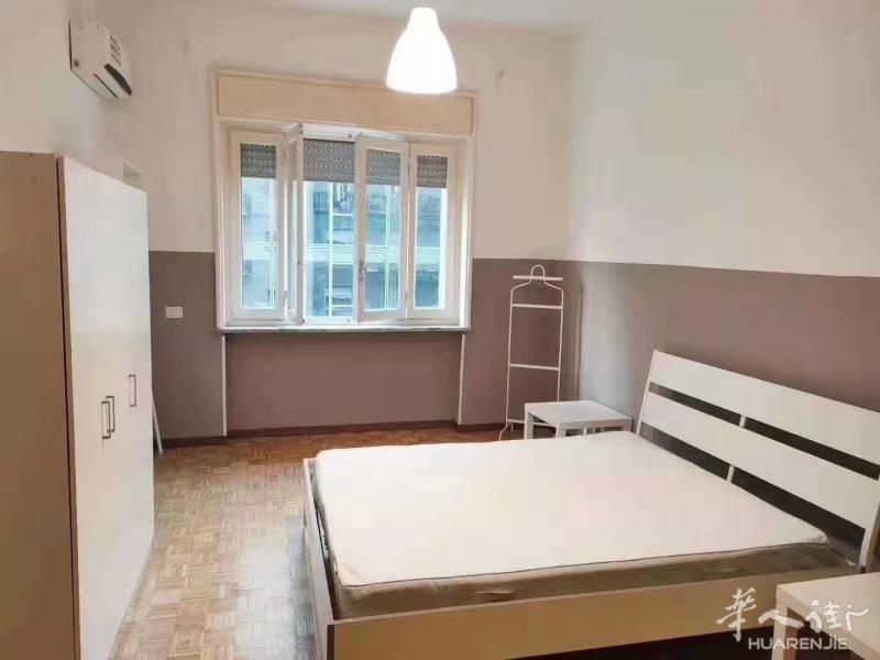 米兰红绿线Loreto三室一厅整屋出租，微信hwdds890216