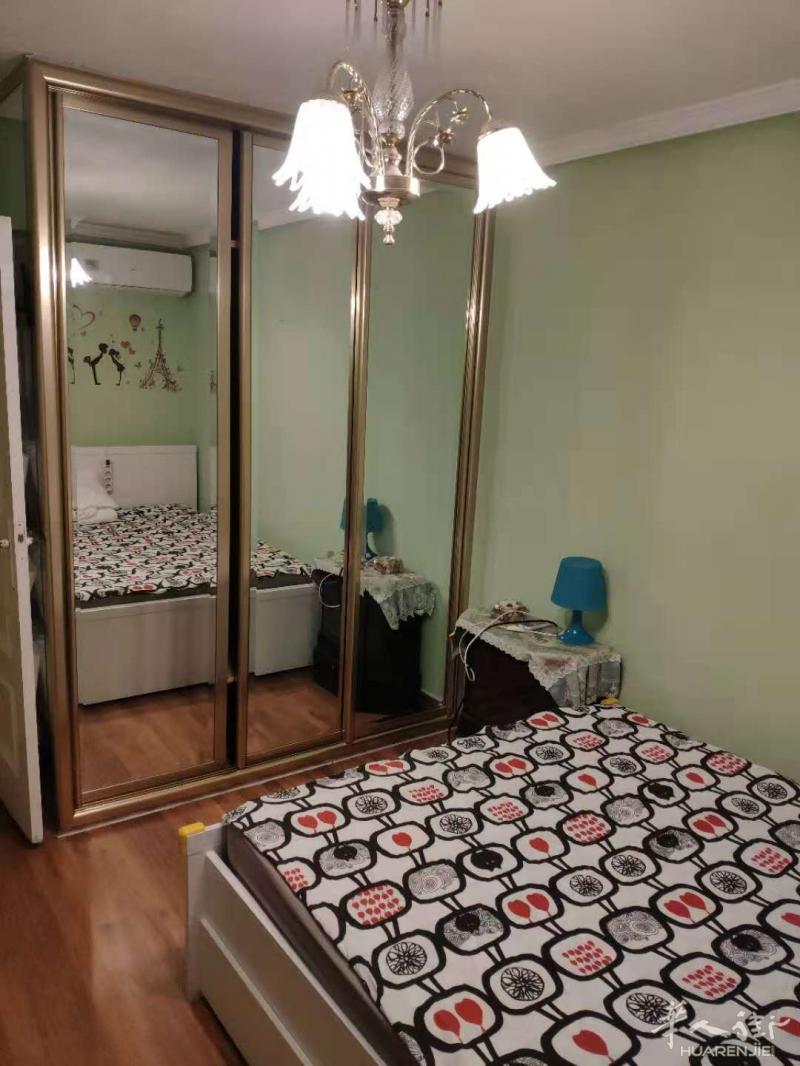 马德里 六号线 carpetana 复式出租