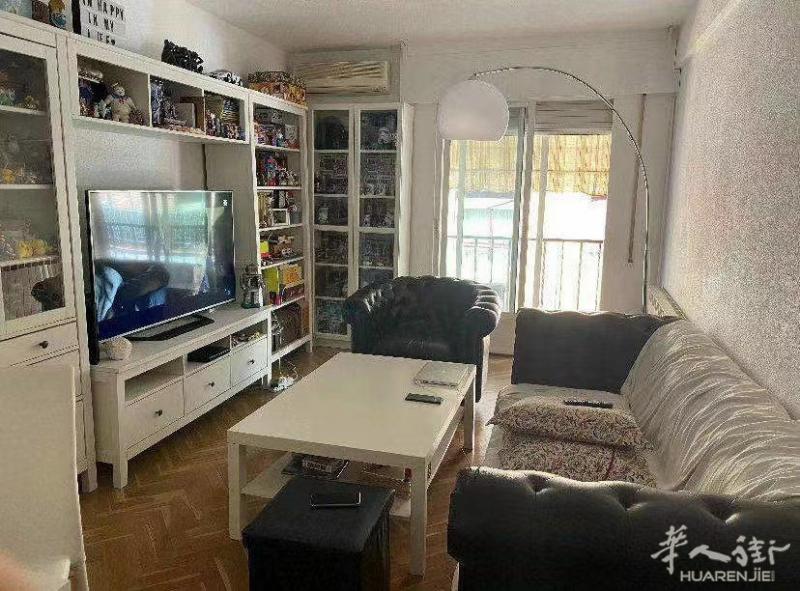 北部alcobendas 三室一厅3阳台，可整租可分租