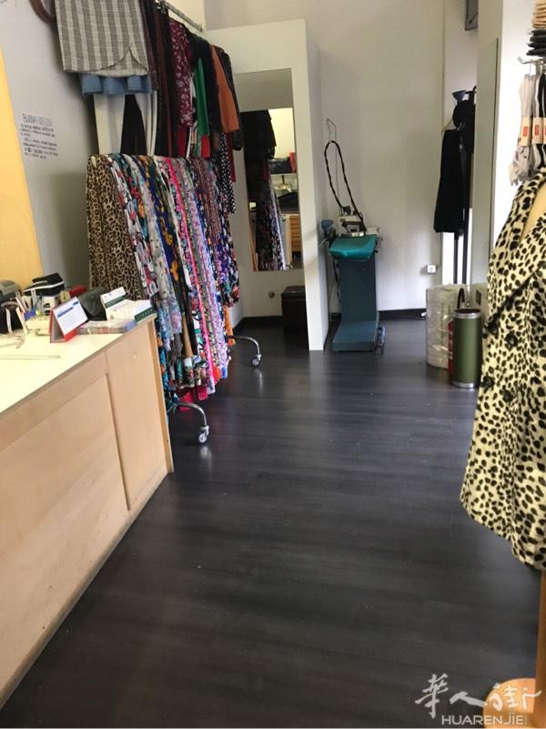 修改店转让
gorla地铁口修改店转让