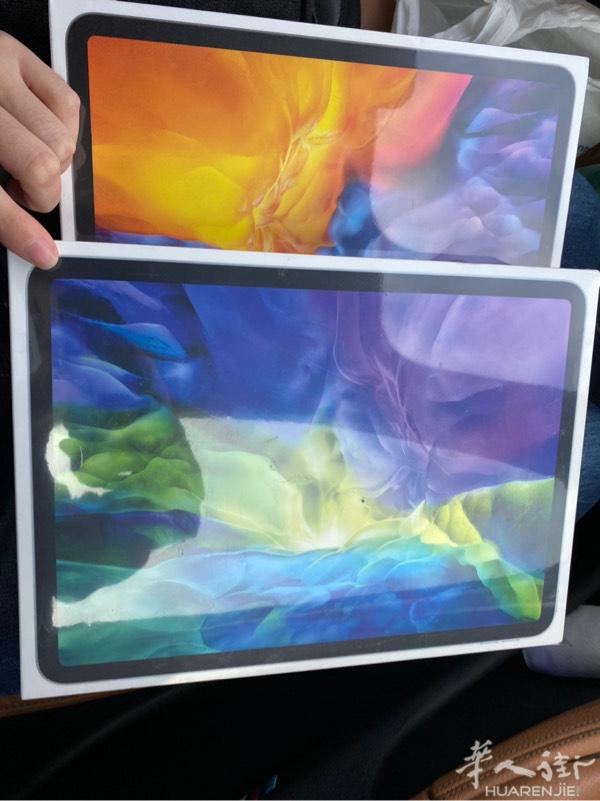 iPad pro 2020 11 寸 深灰，银白各