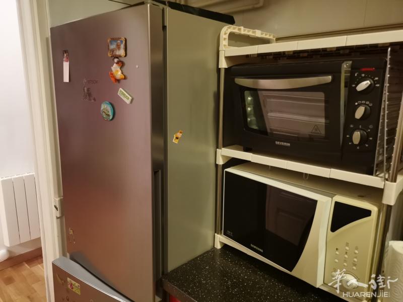 92富人工作区bois colombes,两房一厅61平，家具全，冰箱橱柜洗衣机烤箱微波炉，拎包入住