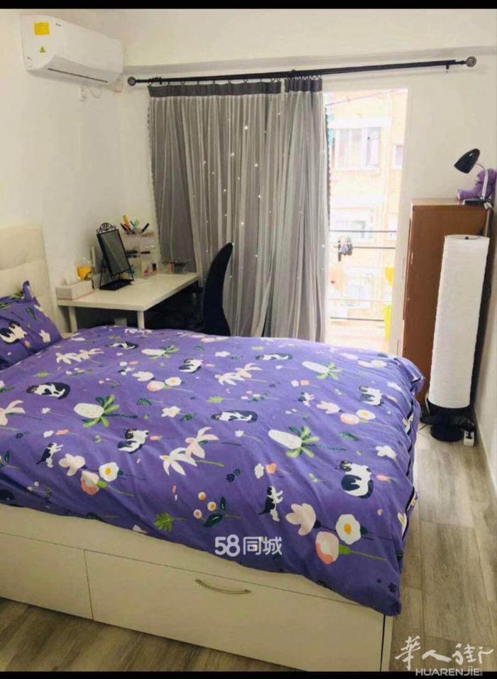 两室一厅，每个卧室都有空调，带大阳台，装修干净。 在Hospital 12 de