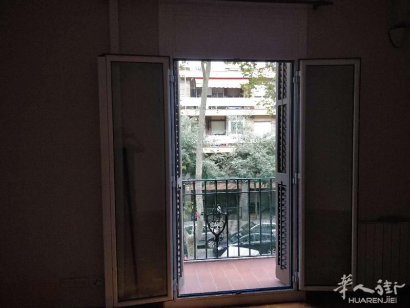 巴塞市中心.CLOT站整租