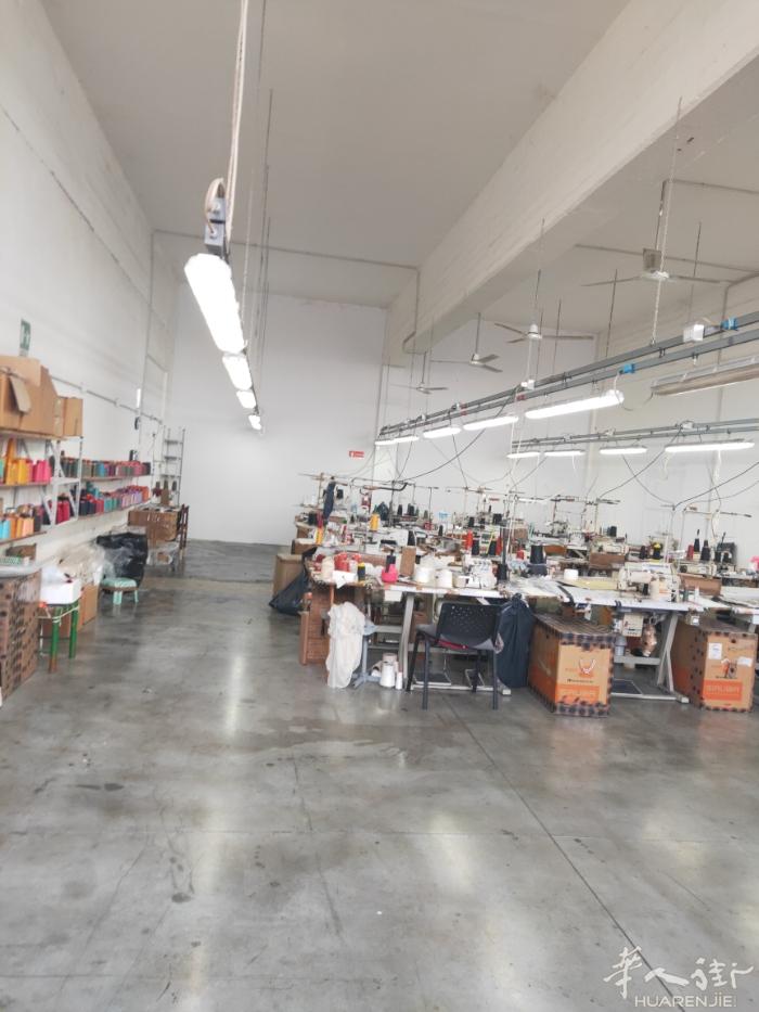 工厂有招搭鋪一組布衣带住家，歐燕閣餐館附近 ，中國街接近 。