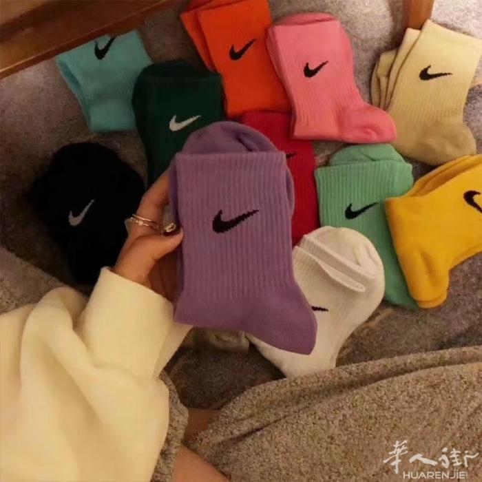 万年推这个🧦 今年潮流必备款哟