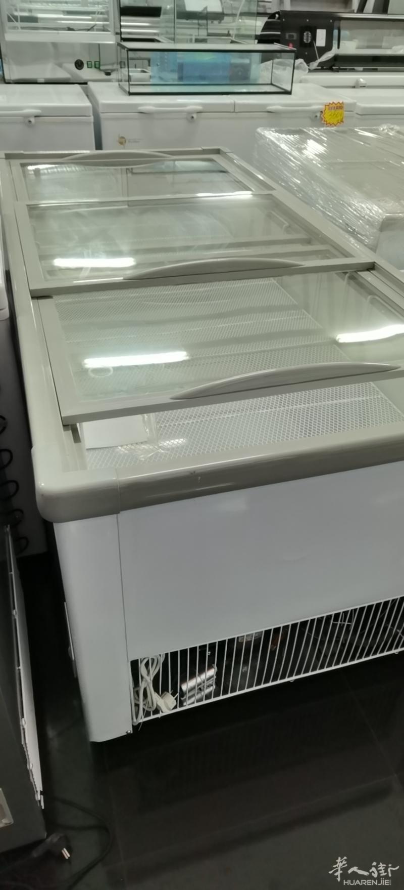 出售特价卧式硬冰，有现货