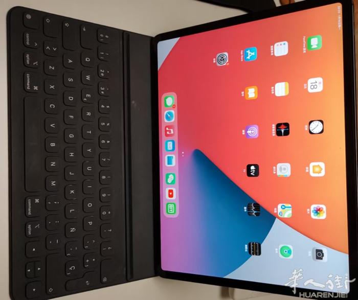 二手ipad pro 12.9  2018 年款 64GB 4g  带原装键盘