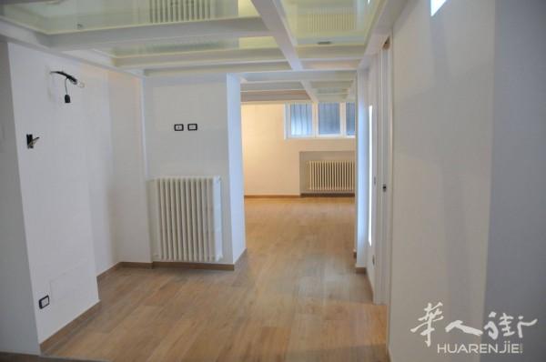 米兰紫线Istria 地铁口 新房源 80平 loft