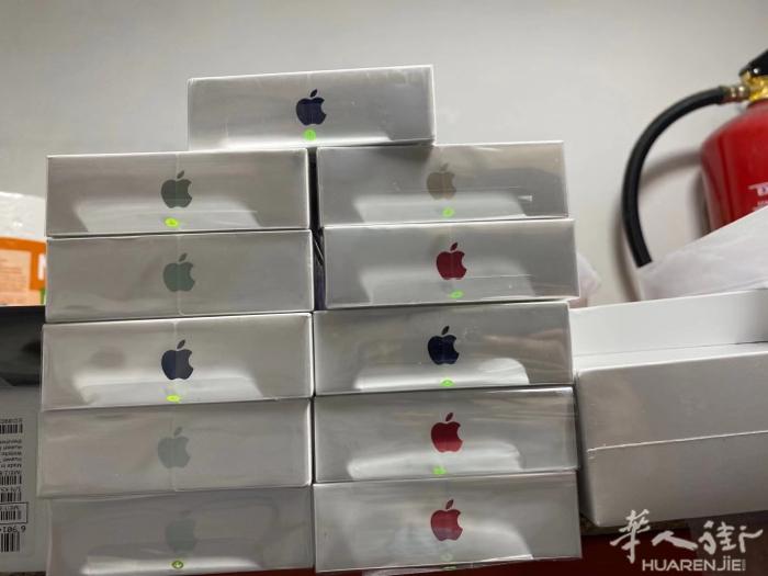 iphone 12 128gb  红， 蓝， 绿， 白， 特价促销8⃣️4⃣️9